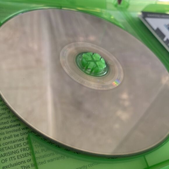 XBox One Exclusive Halo 5 Guardians Video Game - Picture 3 of 4